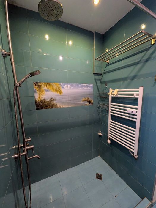 Продава се Тристаен апартамент в София, Изток - 91 кв.м за 1569 €/кв.м - Снимка #18