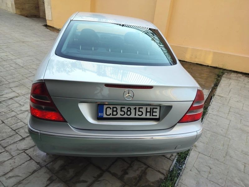Mercedes E 200 NJT  фабричен метан