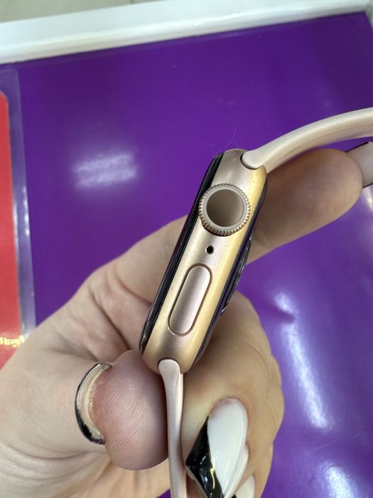 Apple watch series 6 rose gold 40 mm