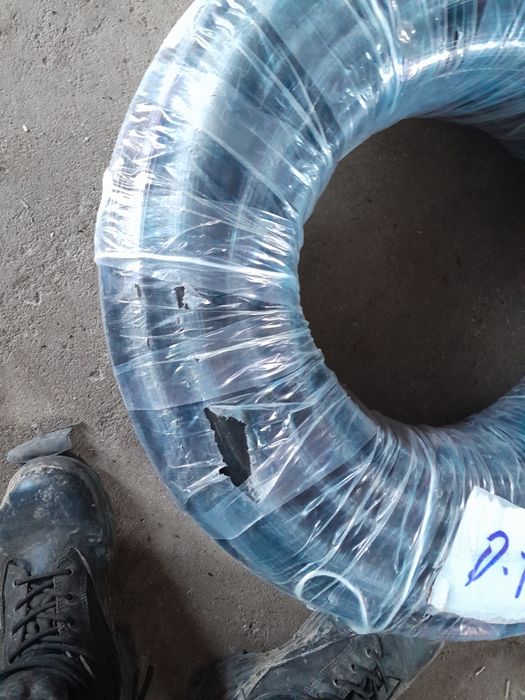 Маркуч един цол.