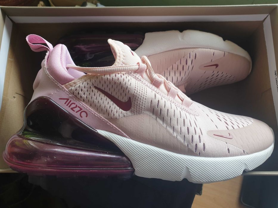 Adidasi Nike Air 27 C nr 40(femei)