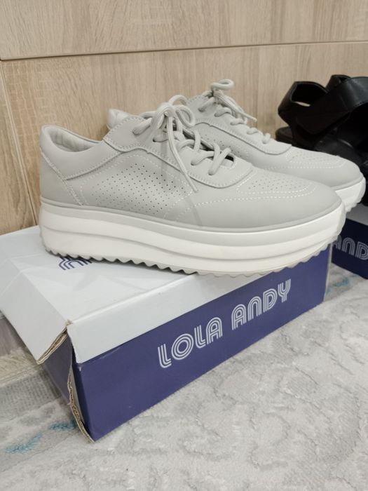 Кросовки  весна осень