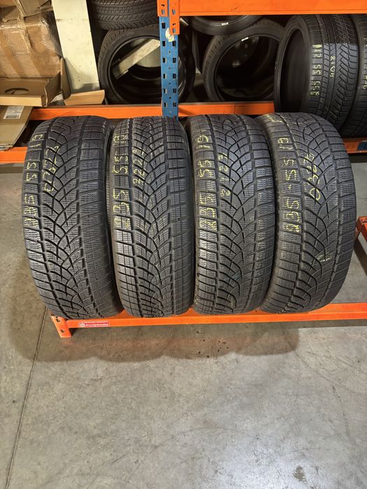 Anvelope Iarna 235/55/19 GoodYear UltraGrip Performance 235 55 19 R19