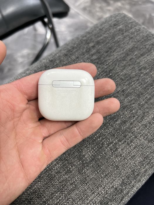 Air pods4 продам оригинал