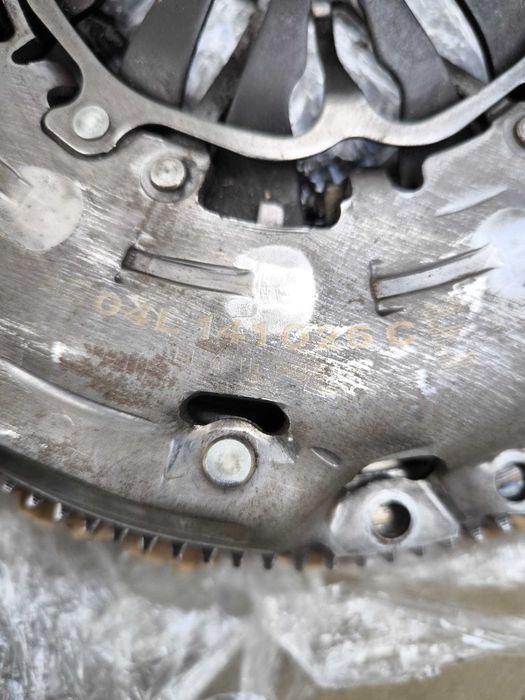 Комплект съединител с маховик 1.6 TDI /VW, VAG/ 04L141031B / 04L105269