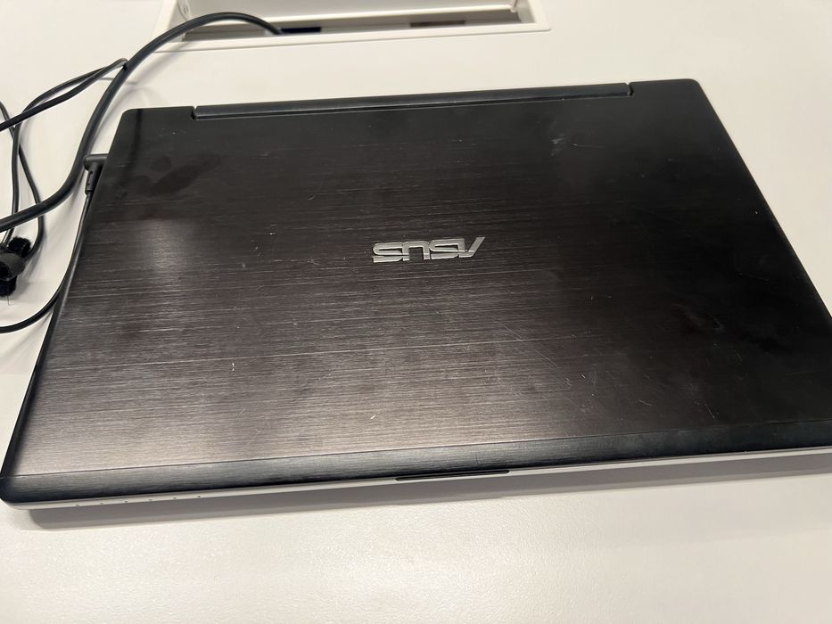 Шустрый ноут бук asus core i5