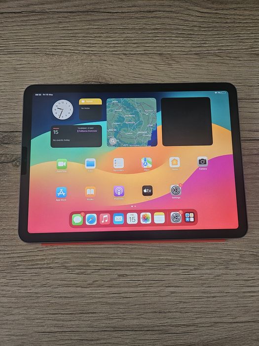 iPad Air 5 M1 \ impecabila \ 40 incarcari \ Husa si folie \ incarcator