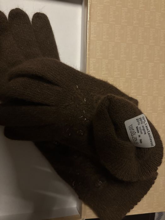 Дамски италиански ръкавици  в луксозна кутия подходящи за подарък