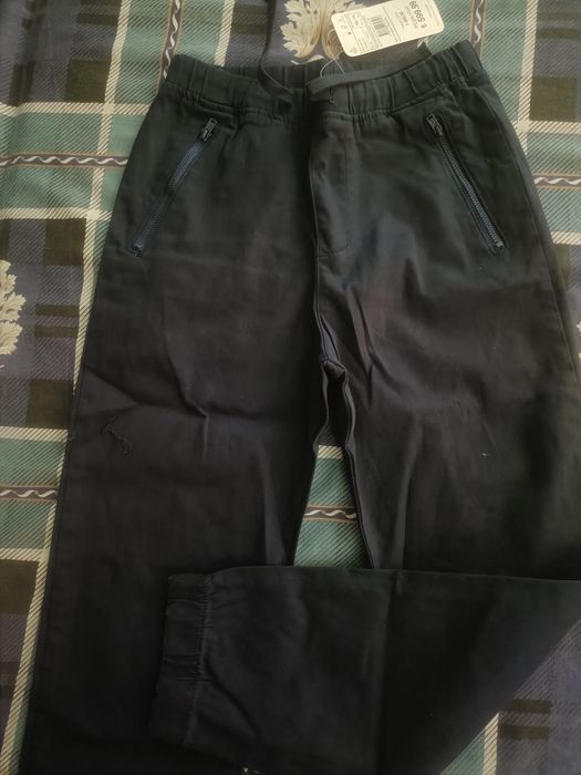 Pantaloni chino pentru băieți de 10-11 ani
