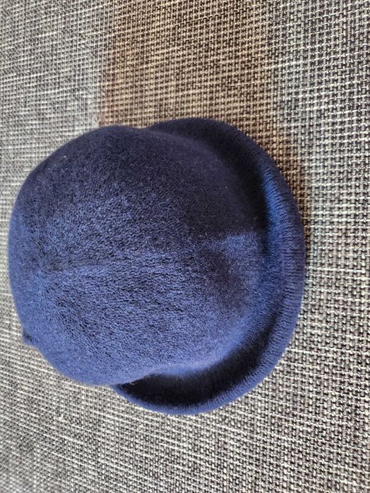 Palarie noua dama 100% lana cloche