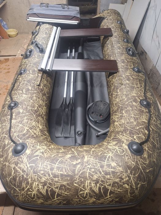 Лодка РИВЕРА 320СК