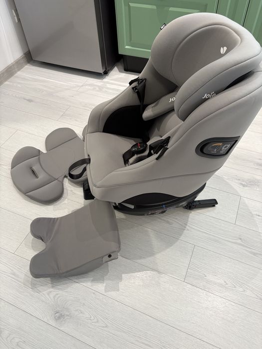 Scaun auto rotativ Joie i-Spin 360