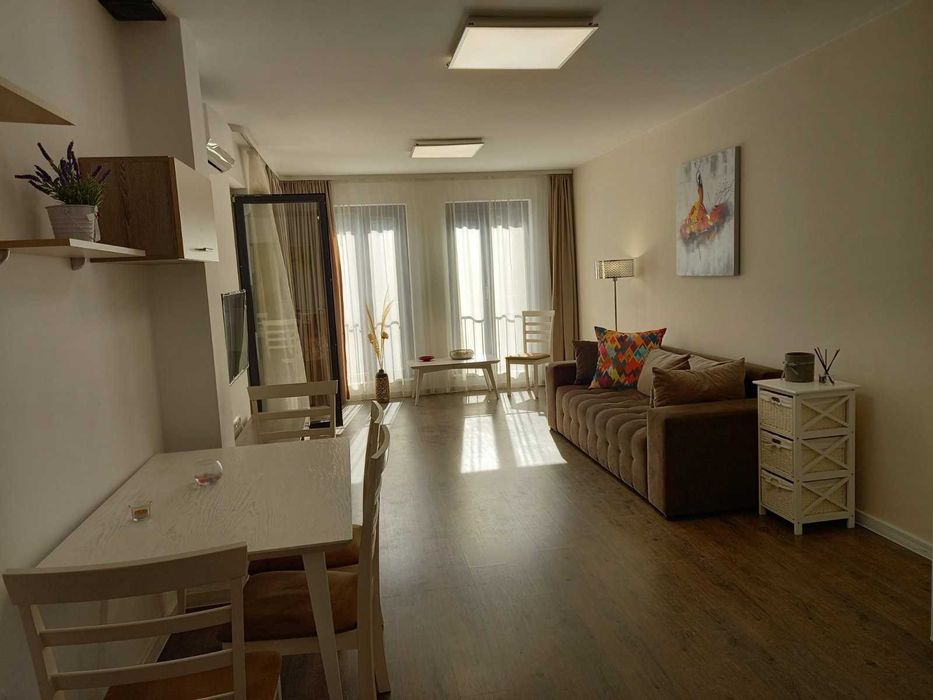 Дава се под наем Двустаен апартамент в Варна, Бриз - 79 кв.м за 847.62 € - Снимка #7