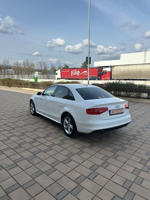 Vând Audi A4 2016