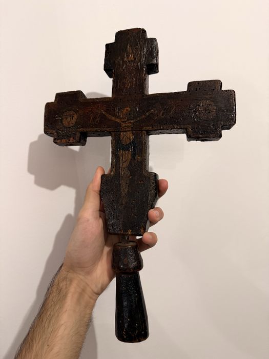 Cruce veche pictata pe lemn 1868 de colectie