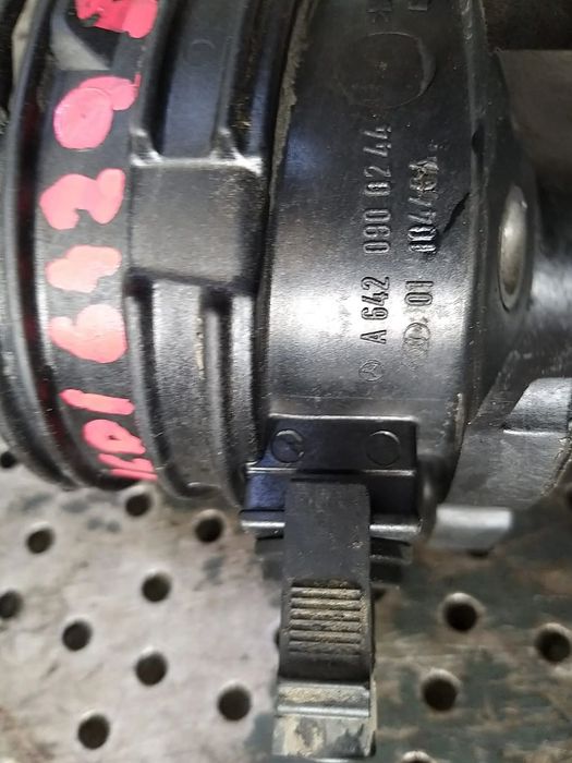 Debitmetru aer 3.0 cdi mercedes r class w251 a6420900244