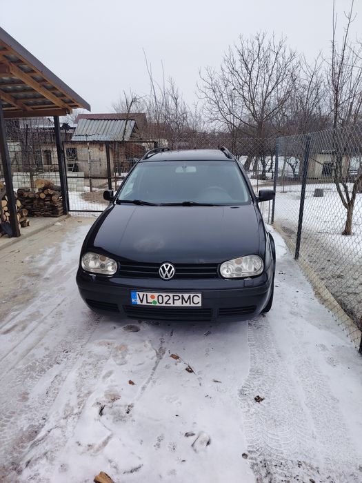 Vand golf 4 în stare bună