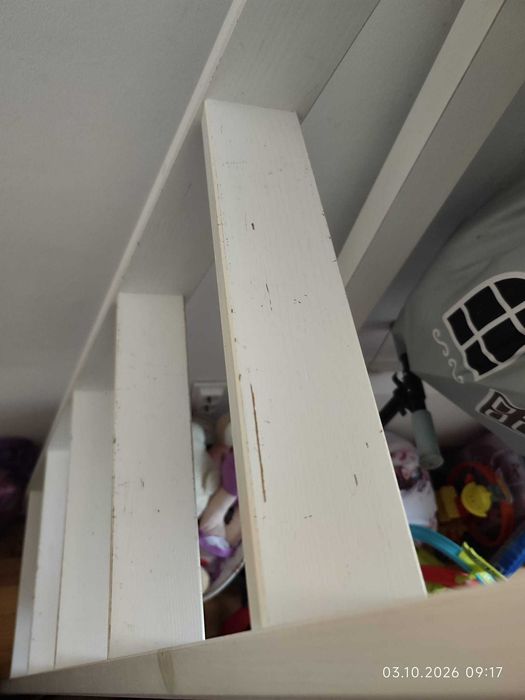 Pat Ikea suspendat/etajat