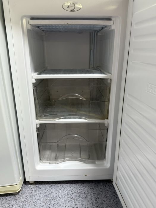 Продам морозилку в рабочем состоянии