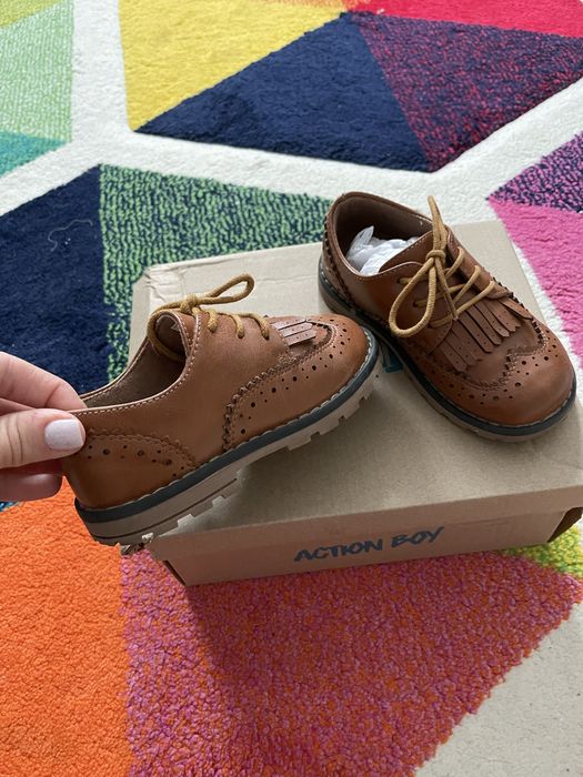 Pantofi de piele pentru baietei