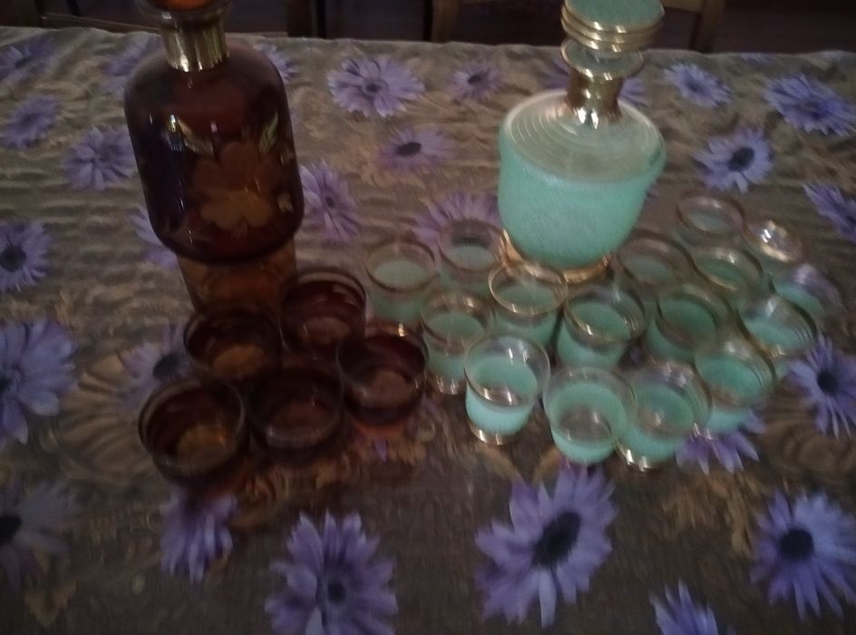Графин с рюмками производства СССР