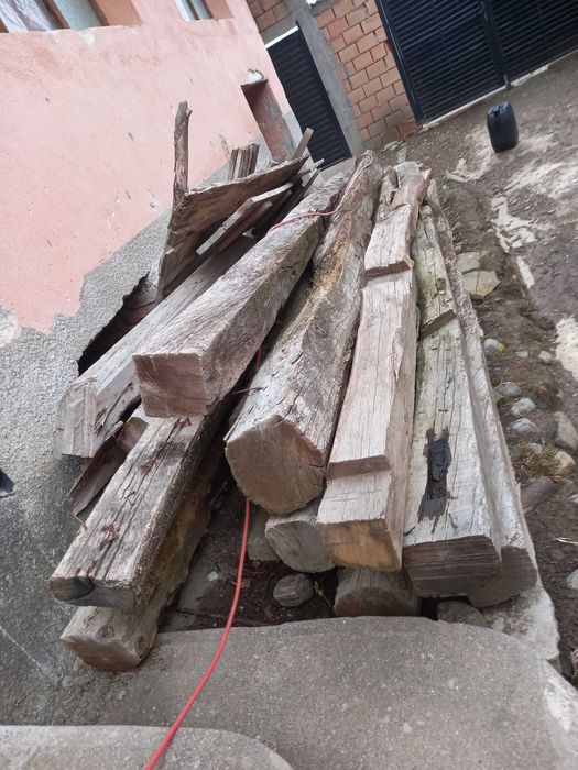 Grinzi de stejar vechi