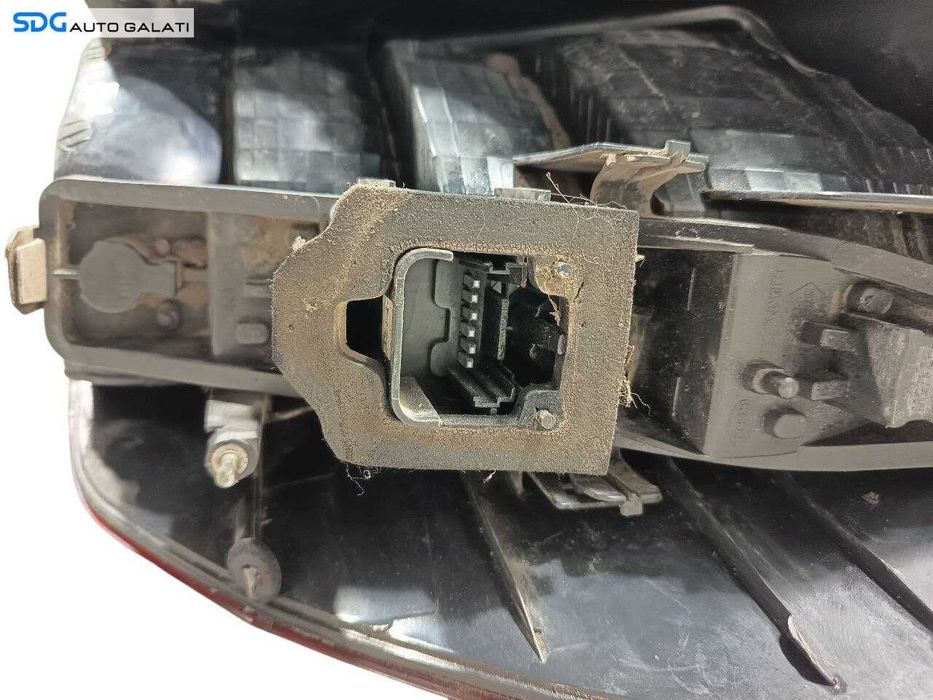 Stop Lampa Tripla Stanga de pe Aripa Caroserie Renault Scenic 2 2003 - 2009 Cod 8200493374 [LS0067]
