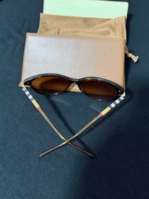 Ochelari de soare Burbery BE4216