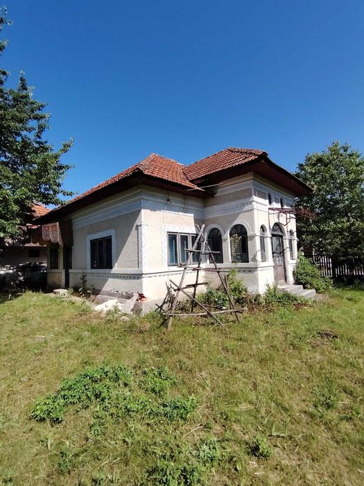 Vanzare casa in Jud.ARGES