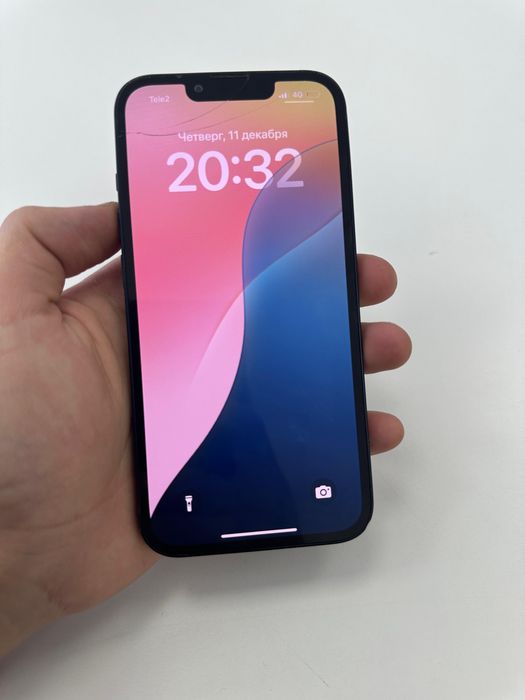 iPhone 13 в хорошем состоянии