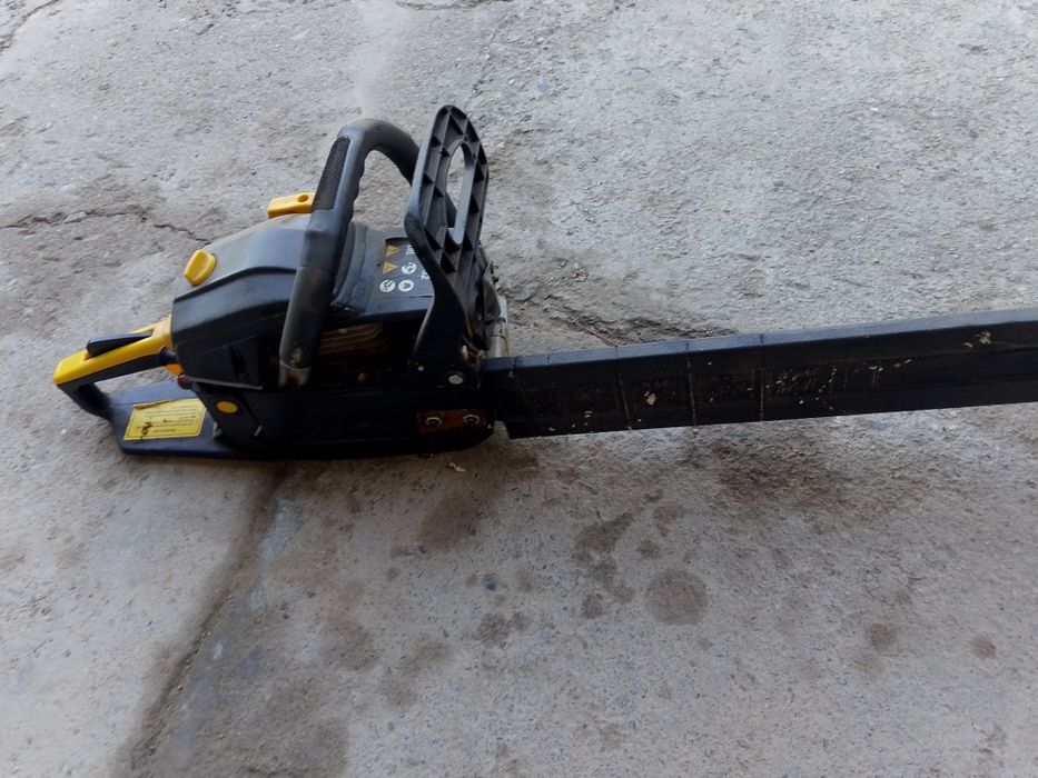 Бензопила хютер...