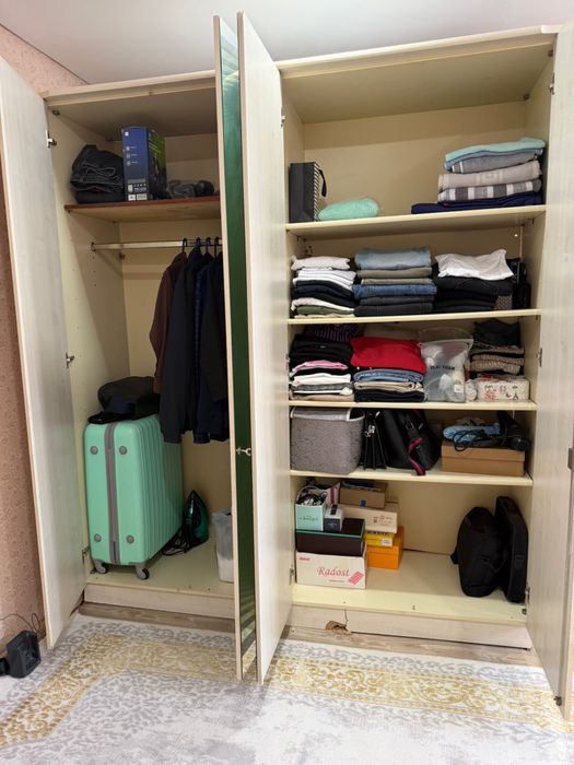 Срочно продам шкаф