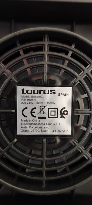 Блендер 1500w 6 остриета