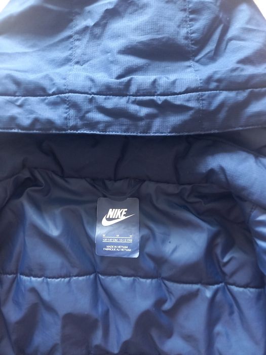 Geaca nike 10/12 ani