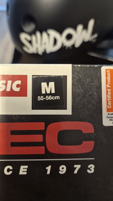 Casca Shadow marimea M noua desigilata