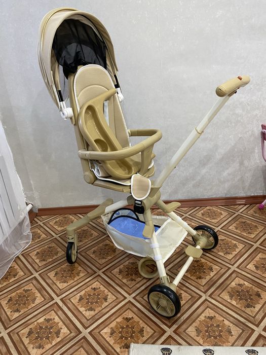 Продам прогулочную коляску