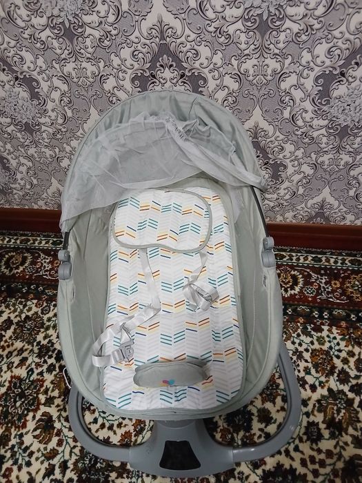 Продается шезлон 3водном новый