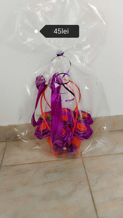 Cutii si buchete satin!