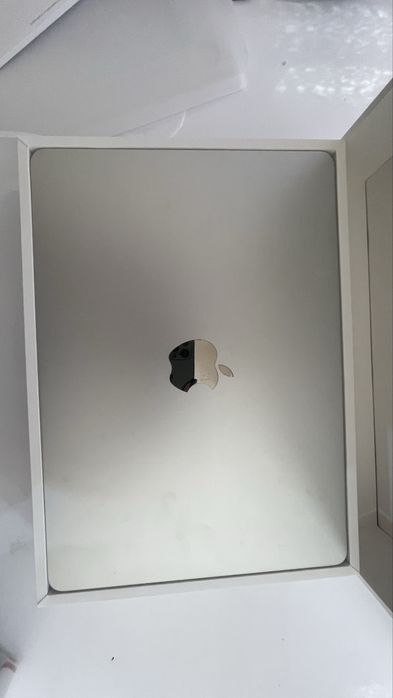 MacBook Air 13" (2026) M5 / 16 GB / 1 TB
