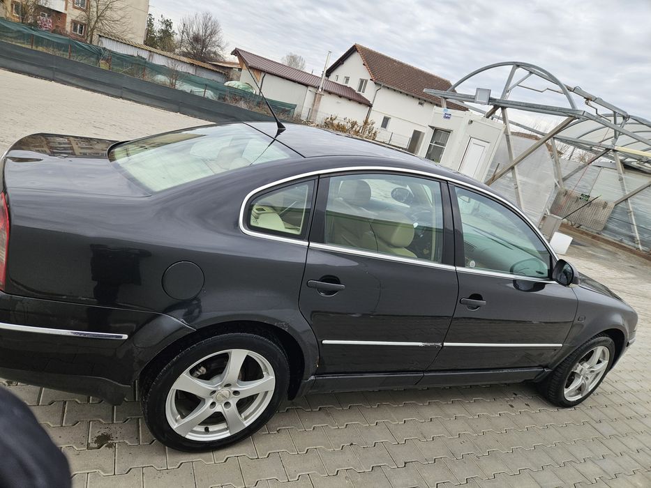 Volkswagen Passat B5.5 2004.  4×4 diesel