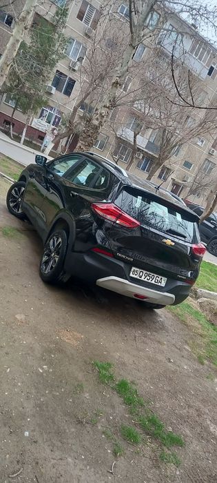 Trekr sotiladi 2023 yil dekabr