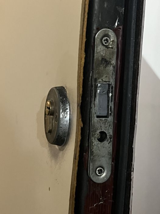 Дверь металическая 25 тыс