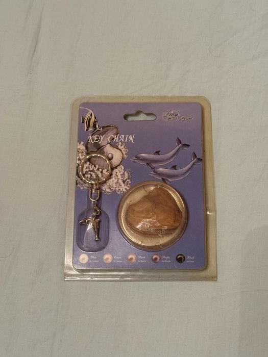 Ключодържател с делфин и мида