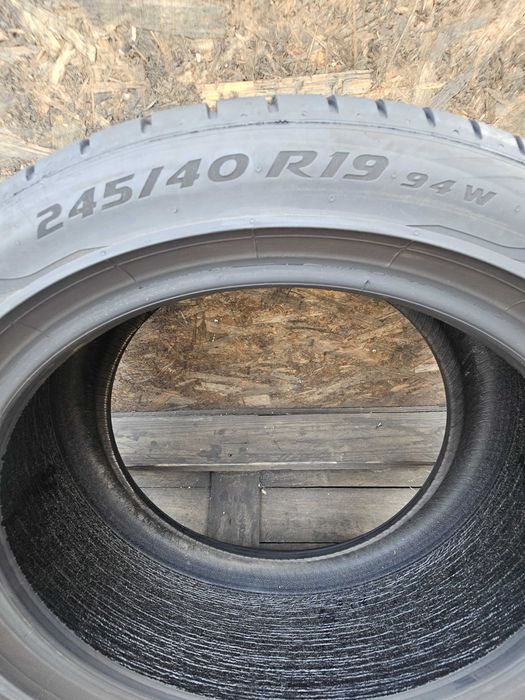 Anvelope 245 40 19