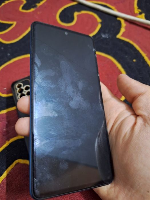 Samsung Galaxy A51 СРОЧНО ПРОДАМ