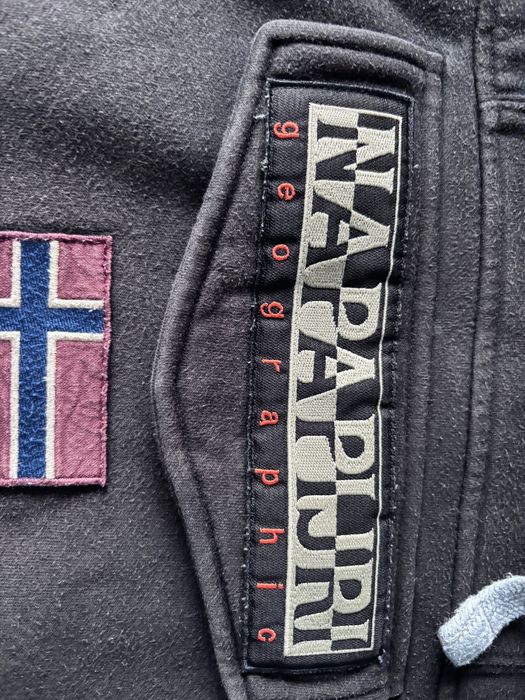 Napapijri суичър