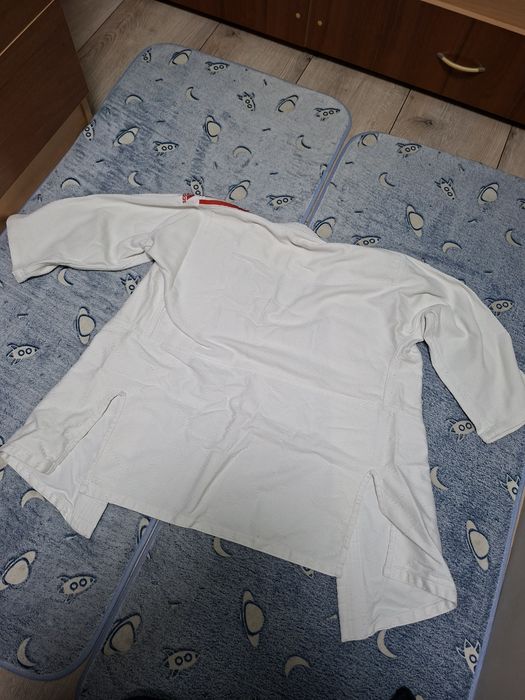 Кимоно Adidas размер 160см