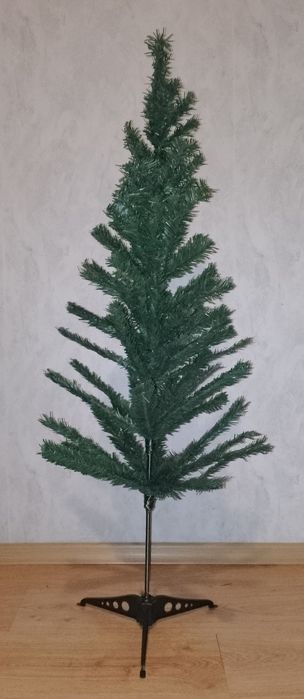 ЧИСТО НОВИ елхи с размер 120 см..