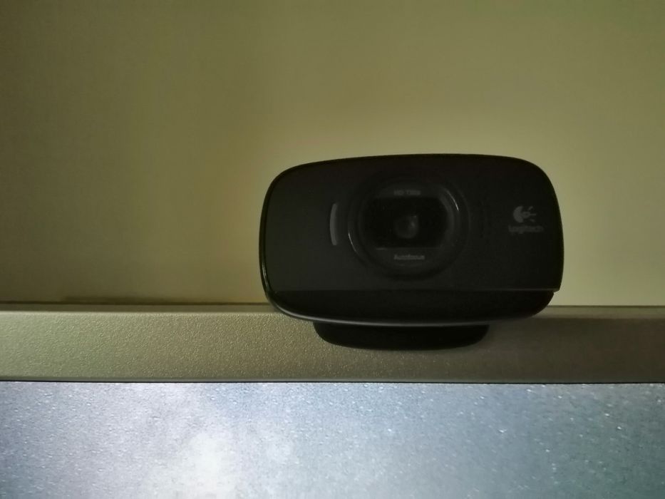 Vând calculator cu birou