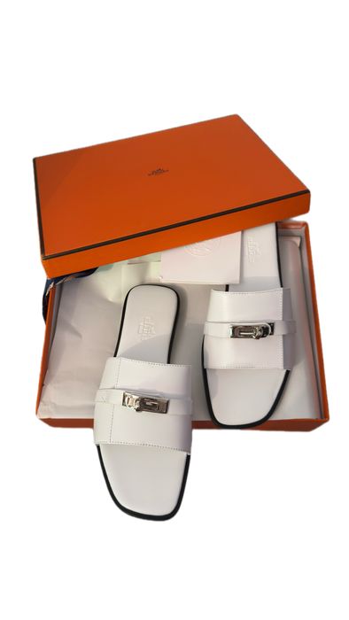 Hermes Giulia Calfskin Sandals
